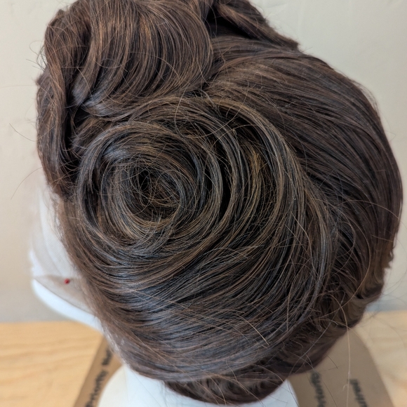 Mae styled wig - Picture 9 of 10